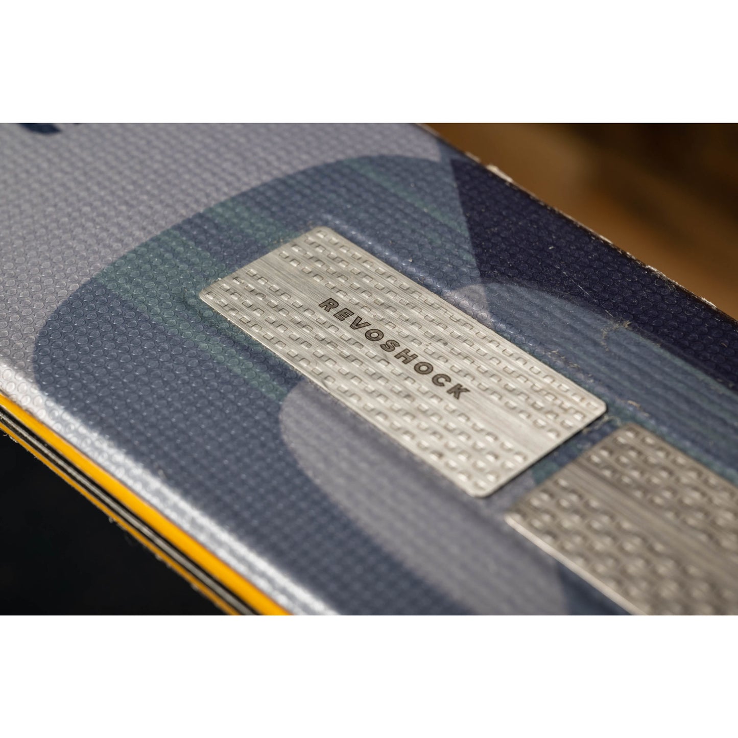 2024 Atomic Redster Q9 Revoshock S Skis w/ X 12 GW Bindings