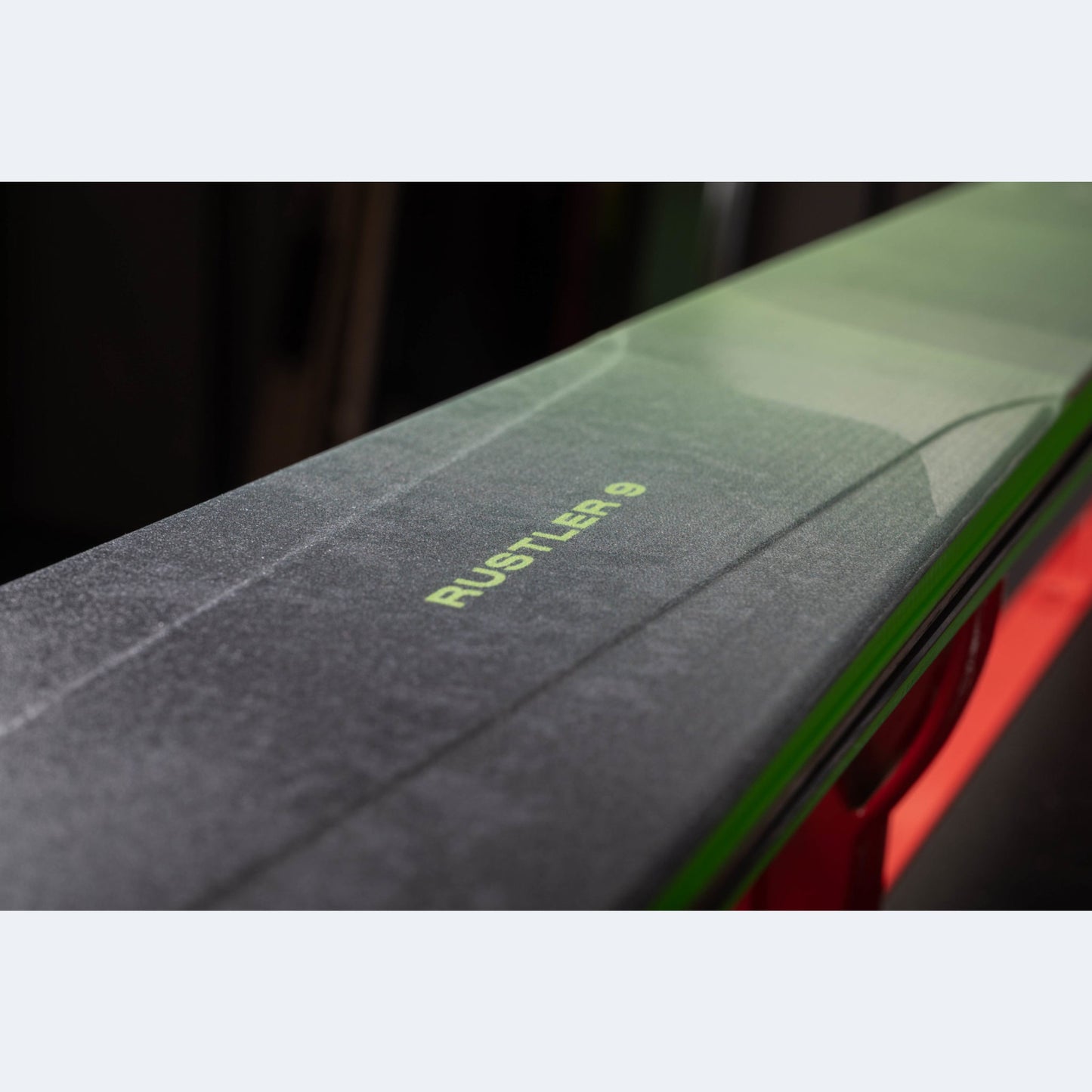 2023 Blizzard Rustler 9 Skis