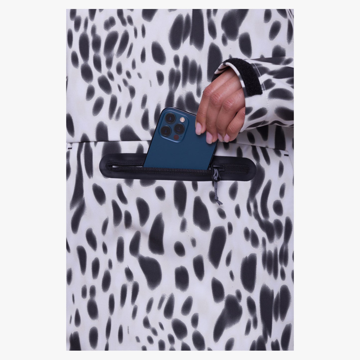 2024 686 Waterproof Women's Hoody - Civet - XL