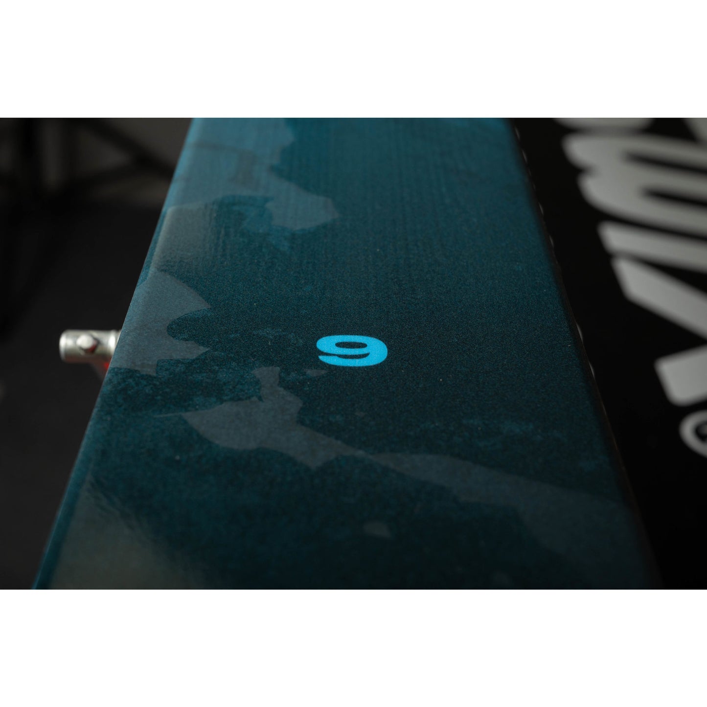 2024 Blizzard Hustle 9 Skis