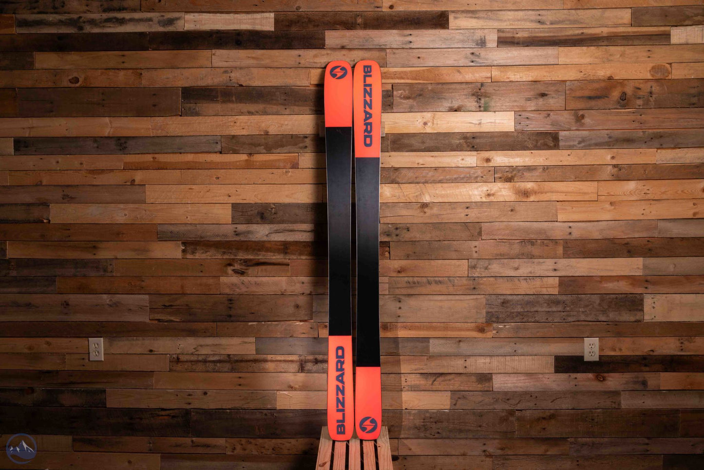 2027 Blizzard Rustler 10 Skis