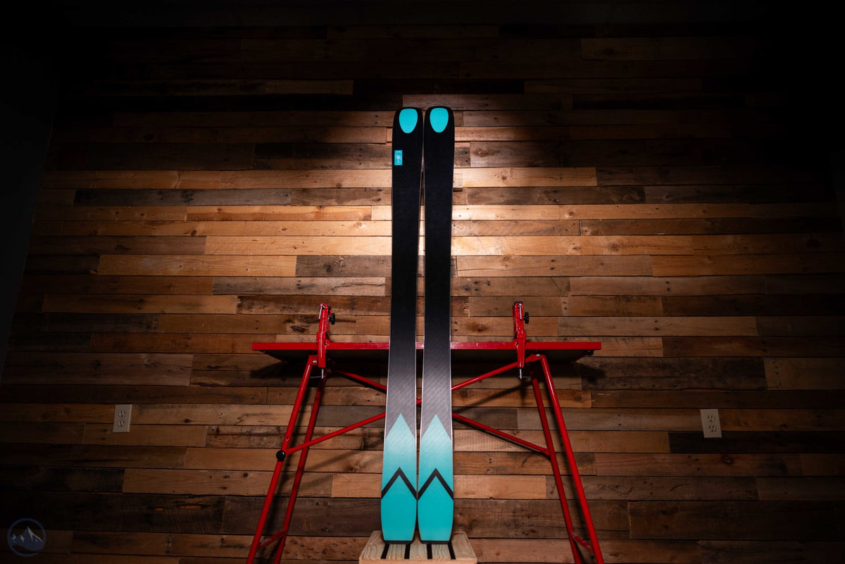 2027 Kastle Paragon 93 Skis