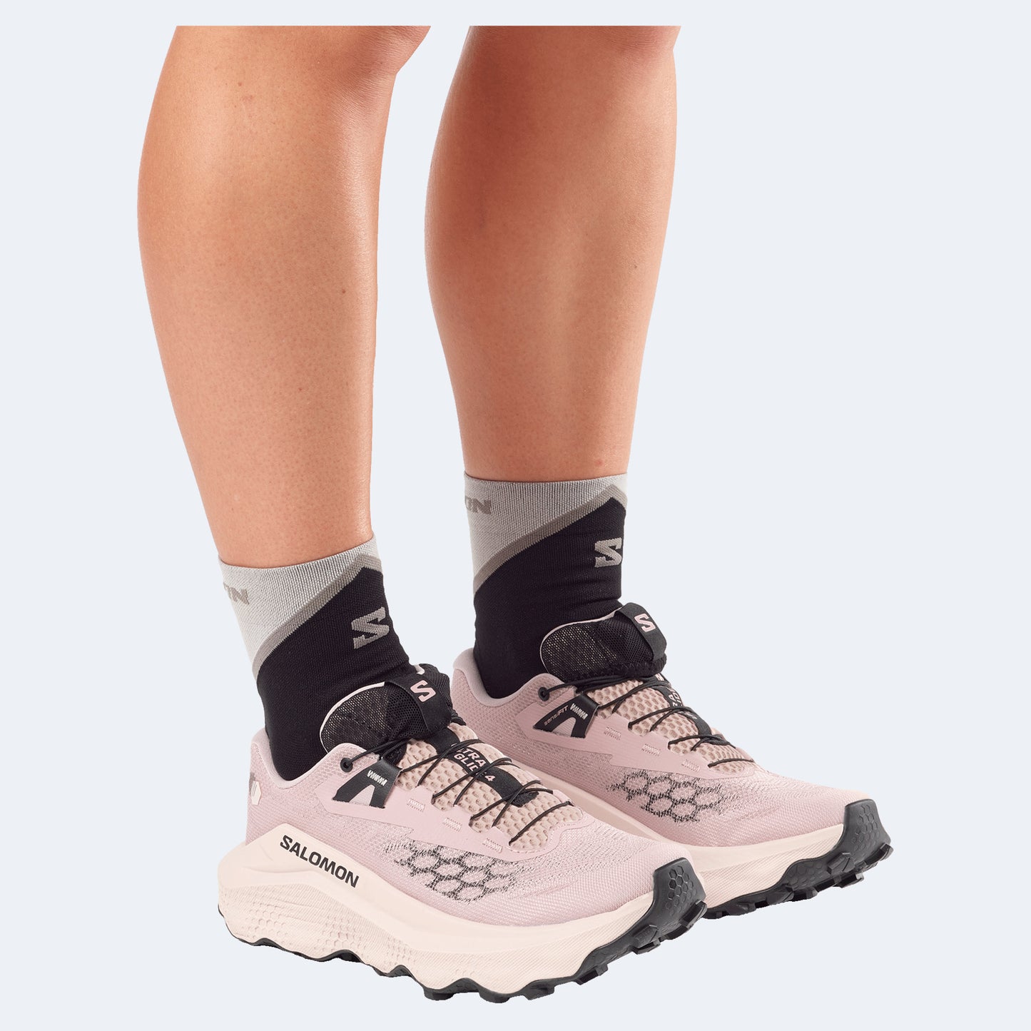 Salomon Ultra Glide 4 Women's Shoes