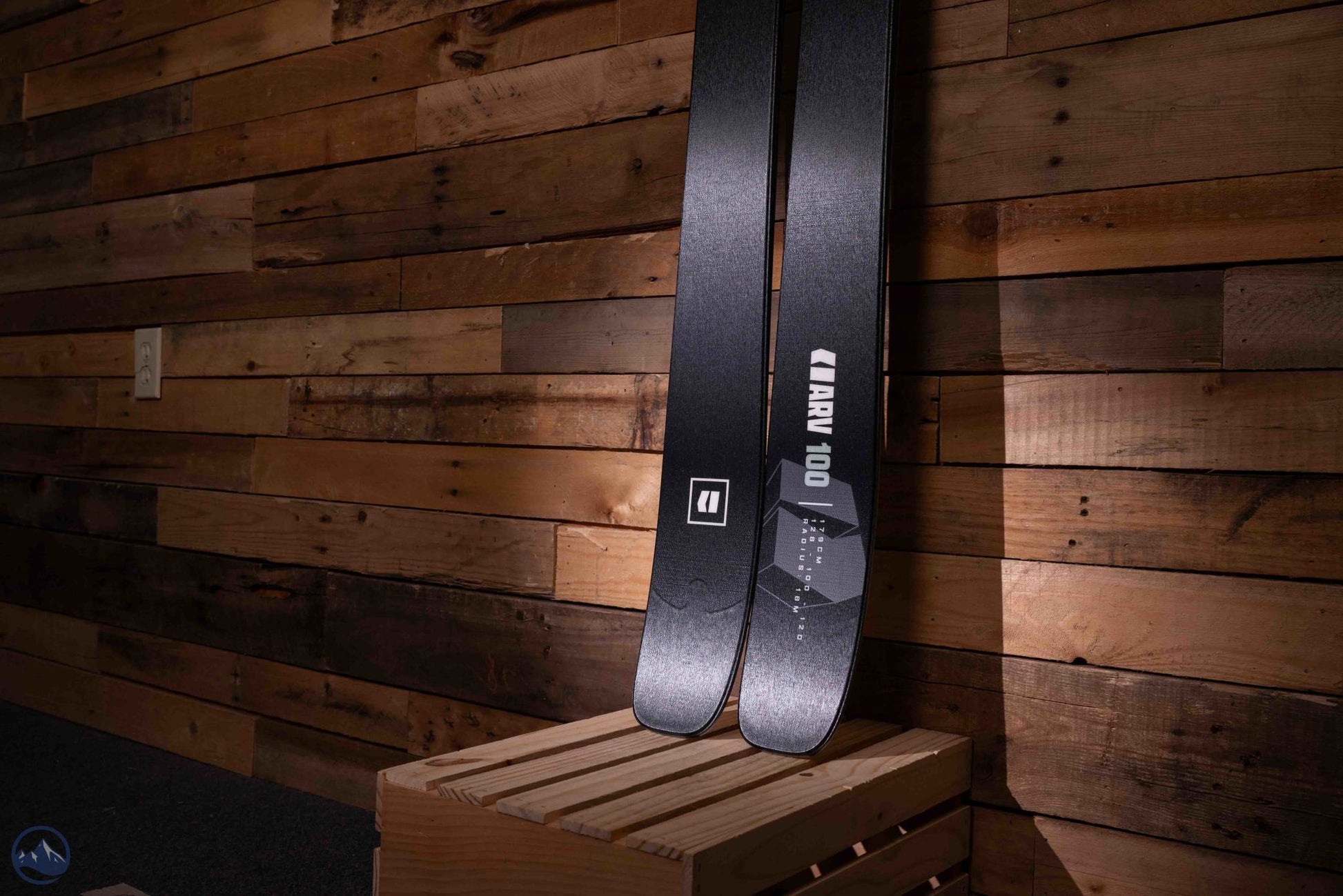 2026 Armada ARV 100 Skis