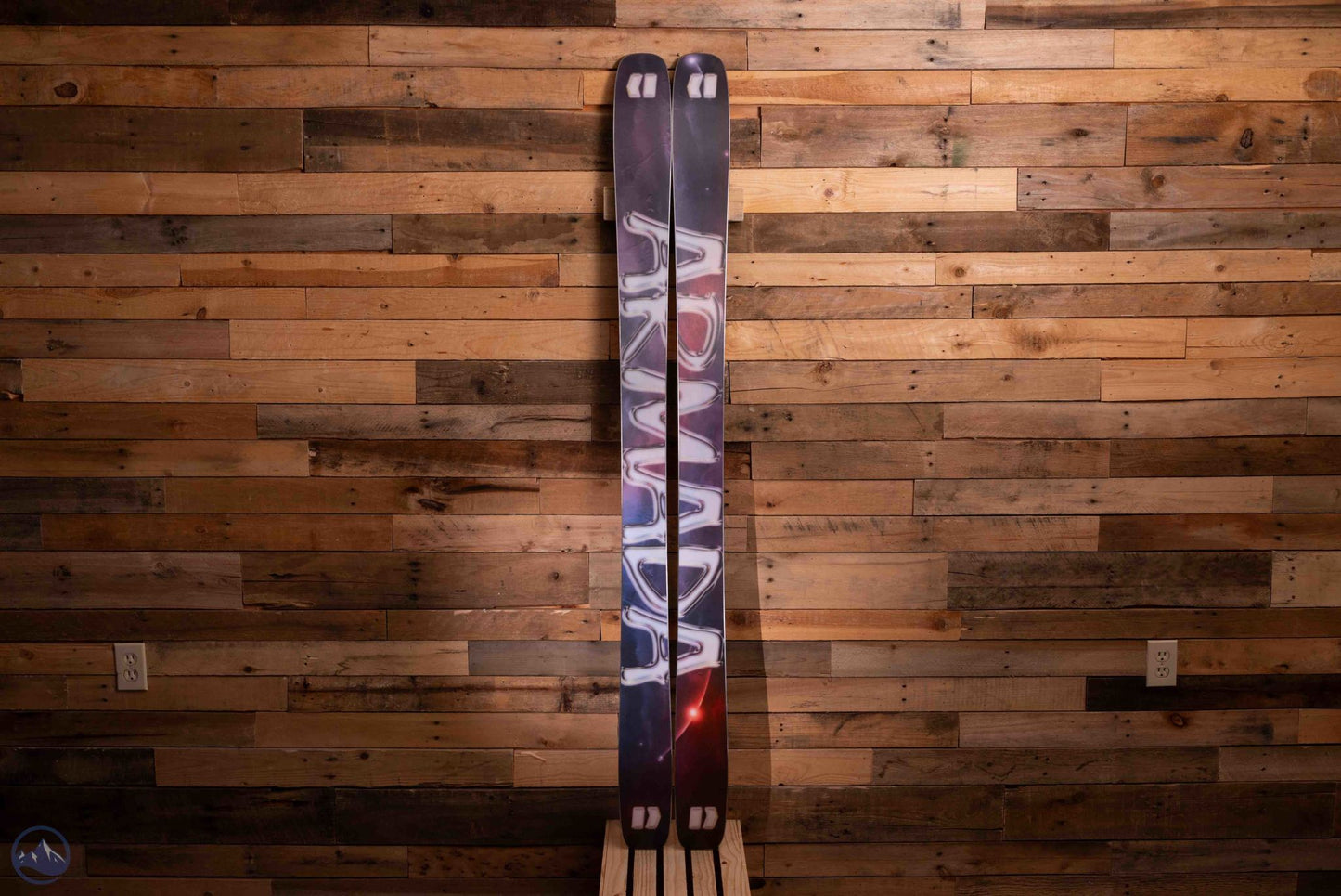 2026 Armada ARV 100 Skis