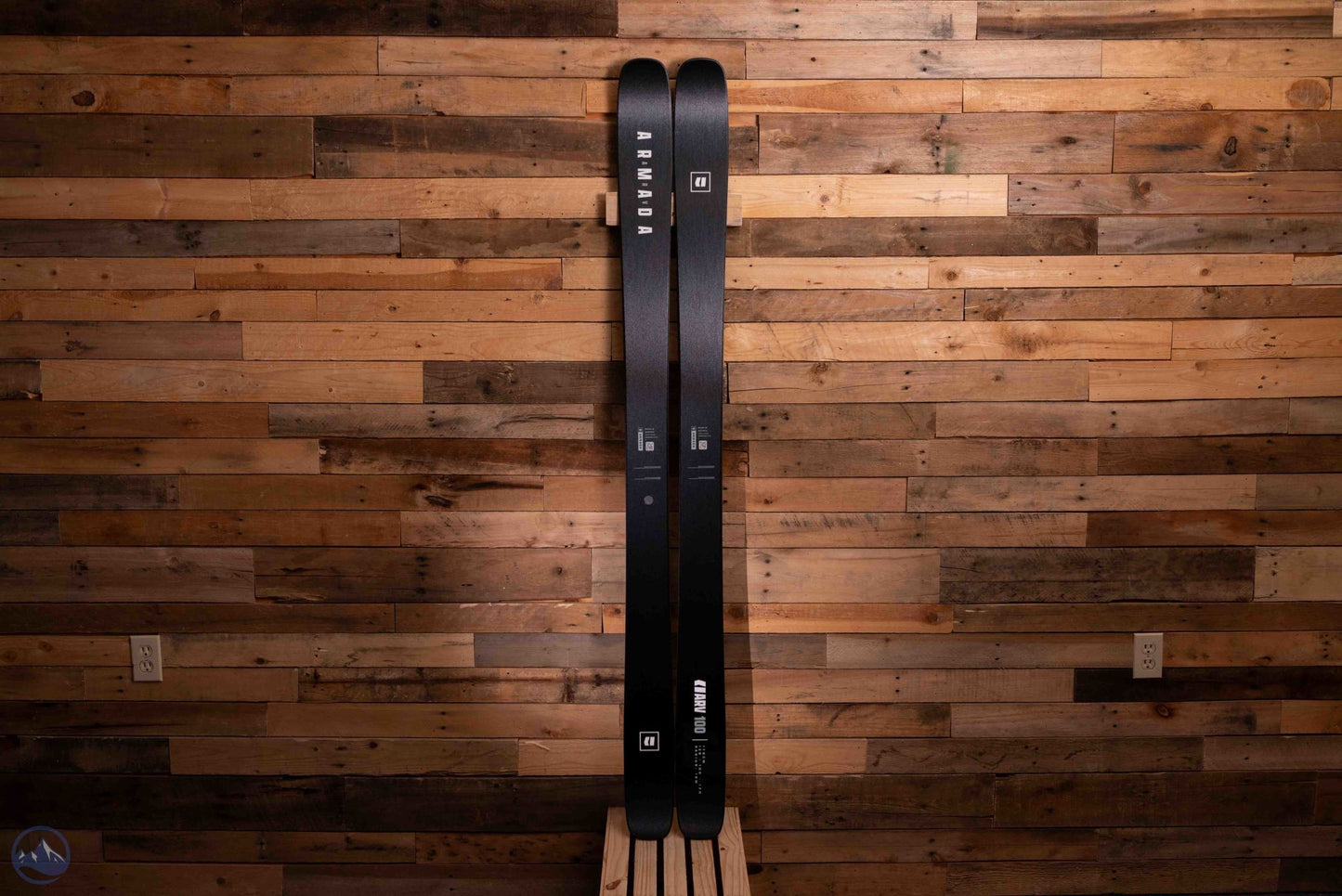 2026 Armada ARV 100 Skis