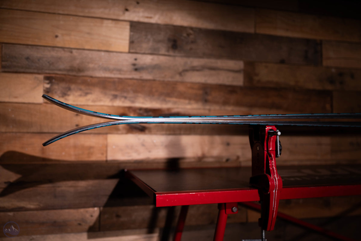 2027 Armada Antimatter 88 W Skis