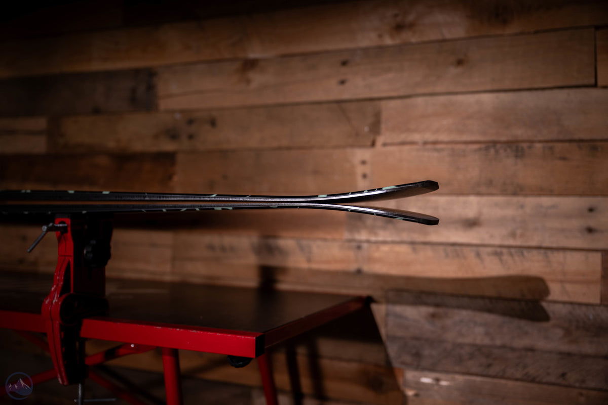 2027 Armada Antimatter 92 W Skis