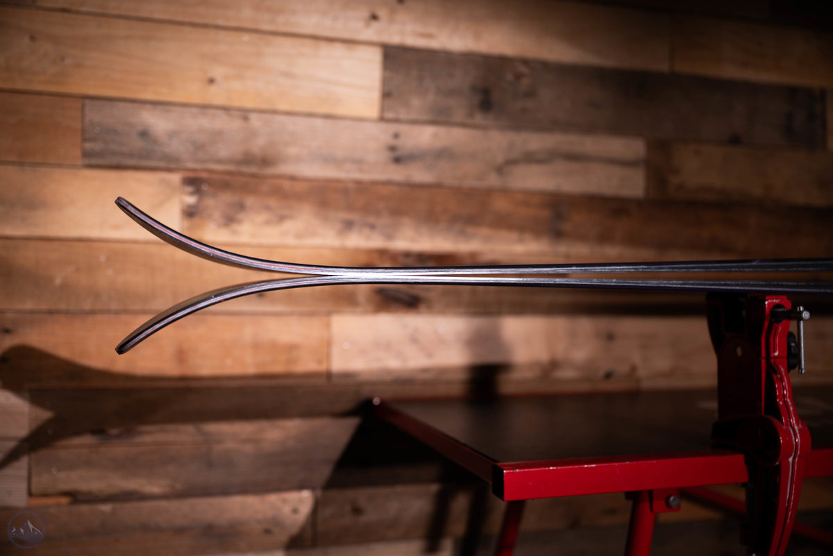 2027 Armada ARV 88 Skis