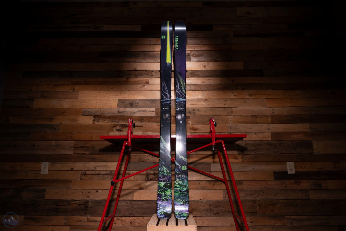 2027 Armada ARV 88 Skis