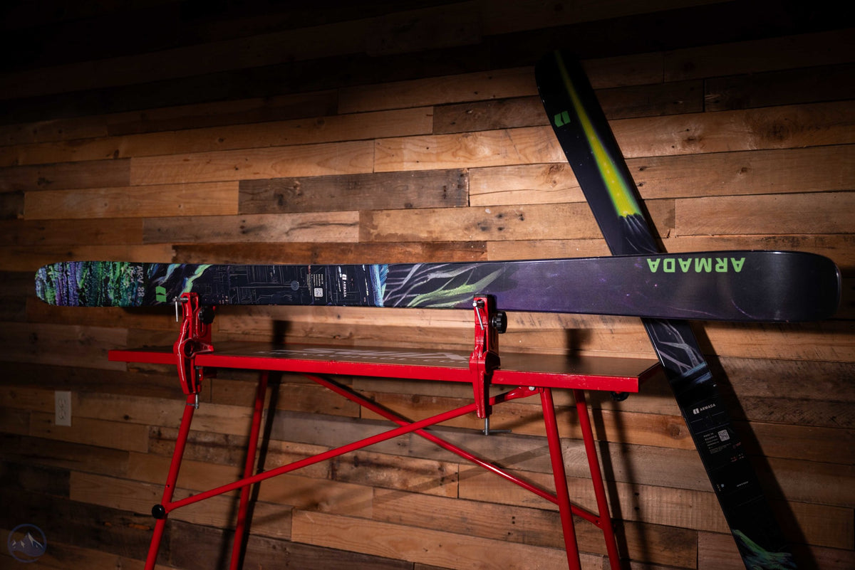 2027 Armada ARV 88 Skis
