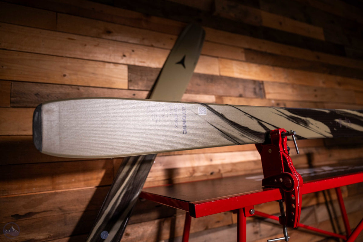 2027 Atomic Maverick 86 C Skis