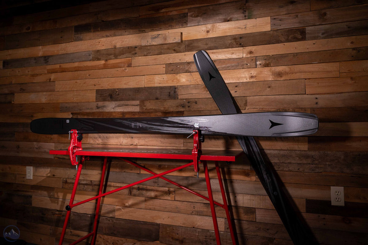 2027 Atomic Maverick 96 CTI Skis
