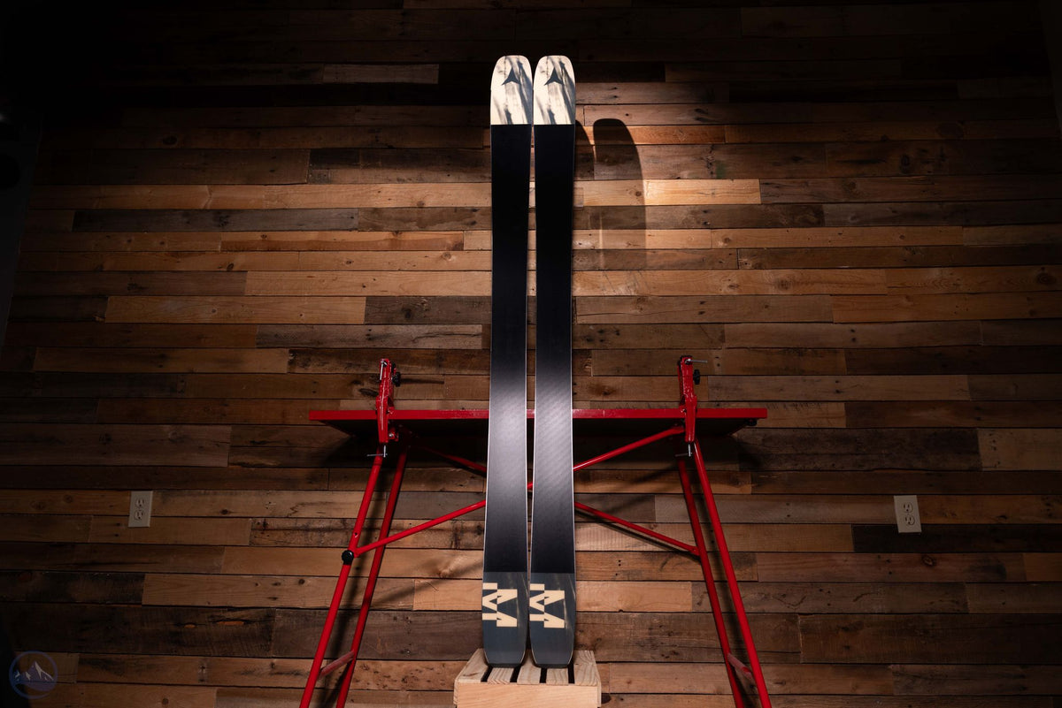 2027 Atomic Maverick 96 CTI Skis