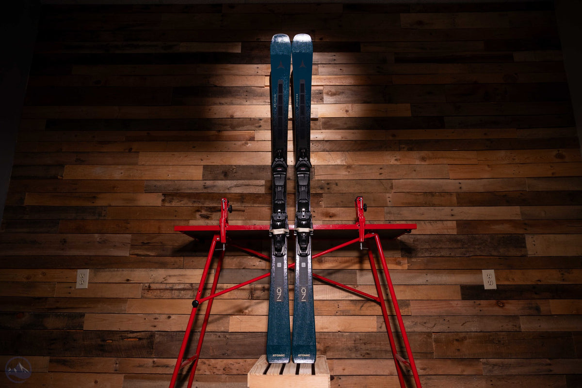 2027 Atomic Redster Q7 Revoshock C W/ I12 GW Binding