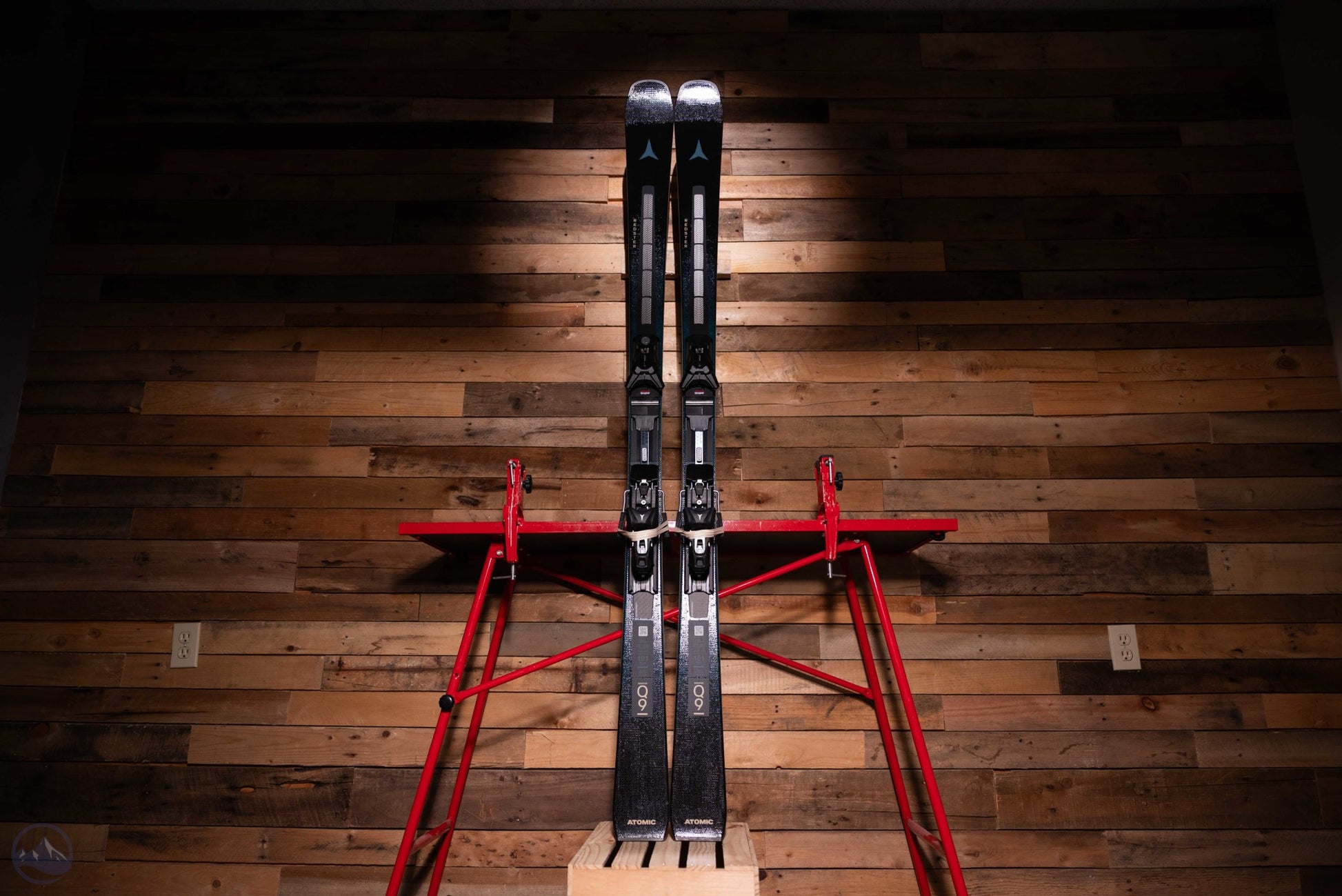 2027 Atomic Redster Q9 Revoshock S W/ I12 GW Binding