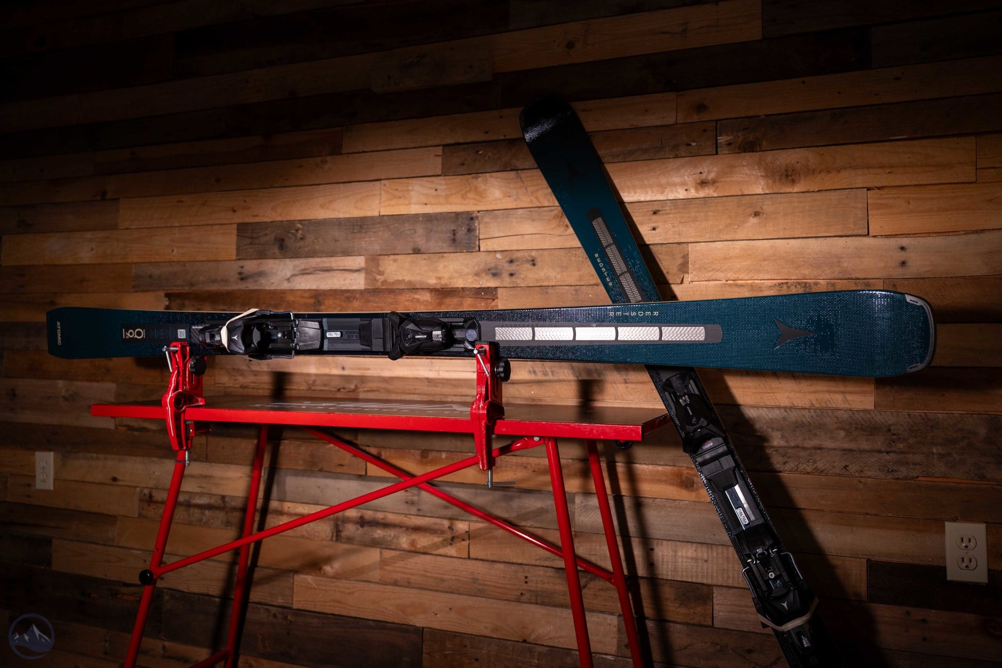 2027 Atomic Redster Q9.8 Revoshock S W/ I12 GW Binding