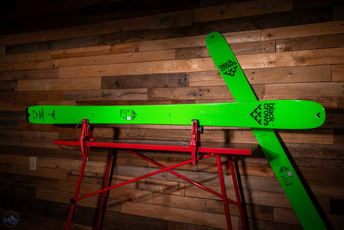 2027 Black Crows Navis Freebird Skis W/ Skins Set with Tyrolia Attack 14 GW Bindings