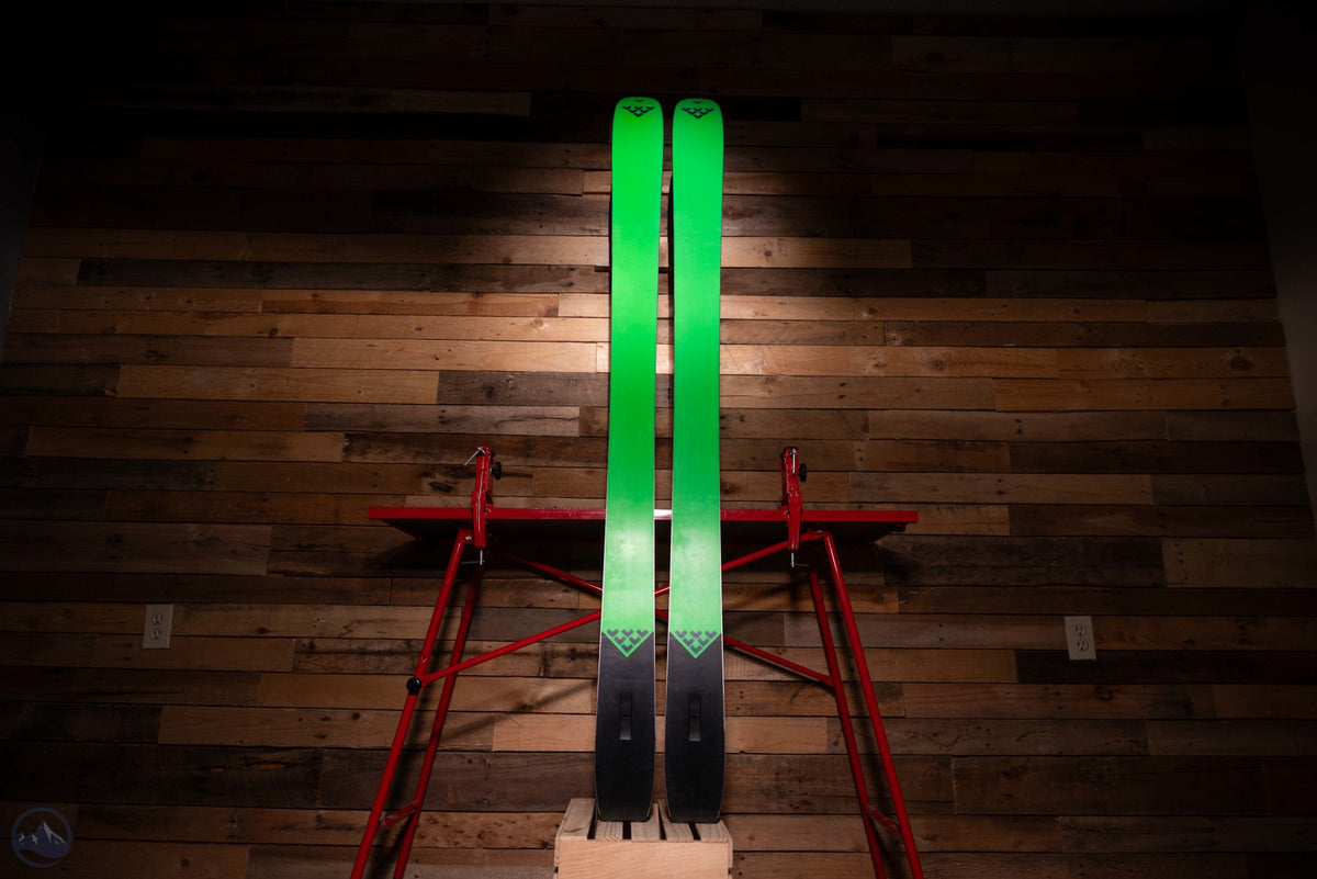2027 Black Crows Navis Freebird Skis W/ Skins Set with Tyrolia Attack 14 GW Bindings