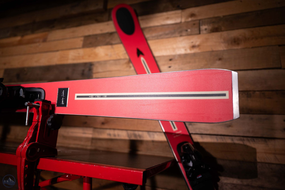 2027 Kastle Legend 1956 Skis