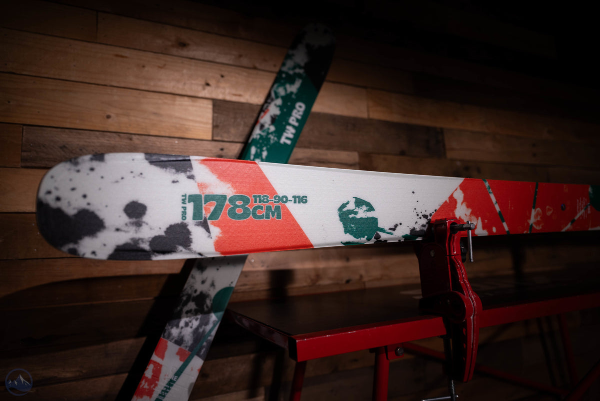 2027 Line Tom Wallisch Pro Skis