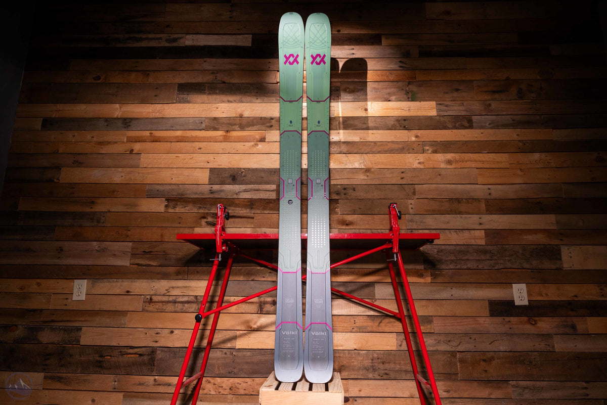 2027 Volkl Mantra 102 Skis
