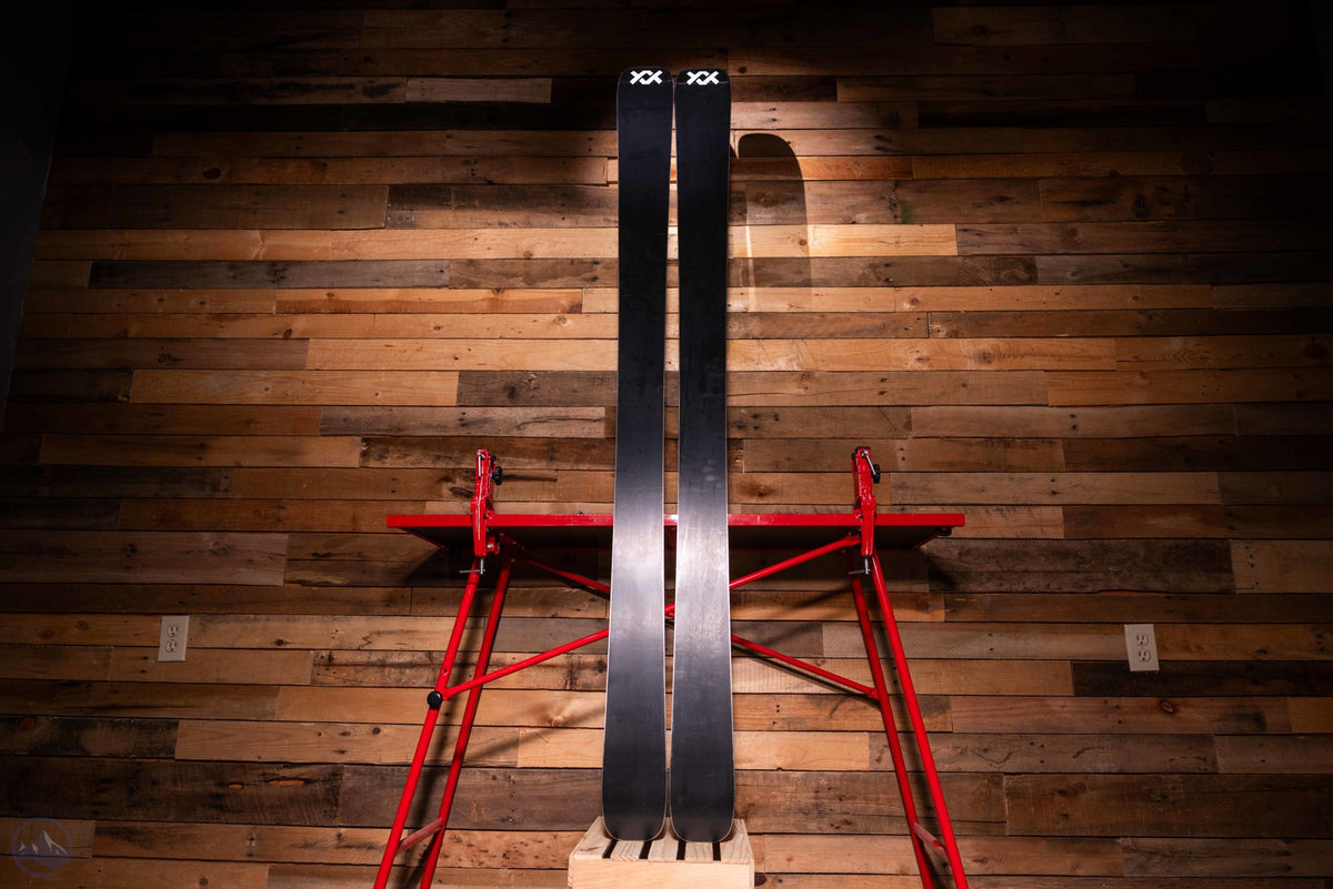 2027 Volkl Mantra 102 Skis