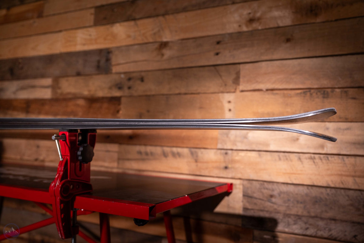 2027 Volkl Mantra 102 Skis