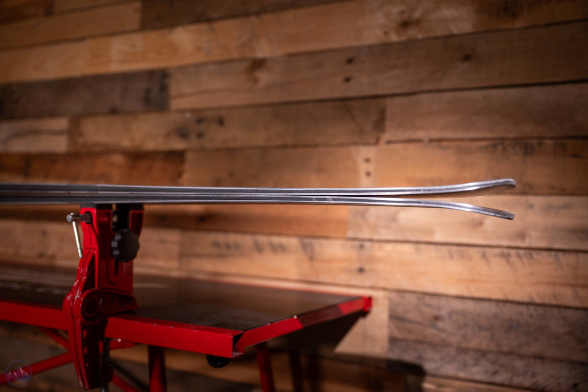 2027 Volkl Mantra 84 Skis