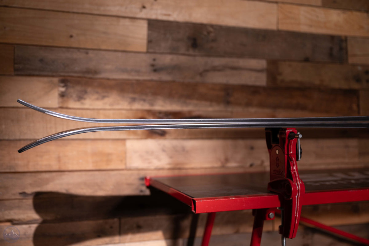 2027 Volkl Mantra 88 Skis