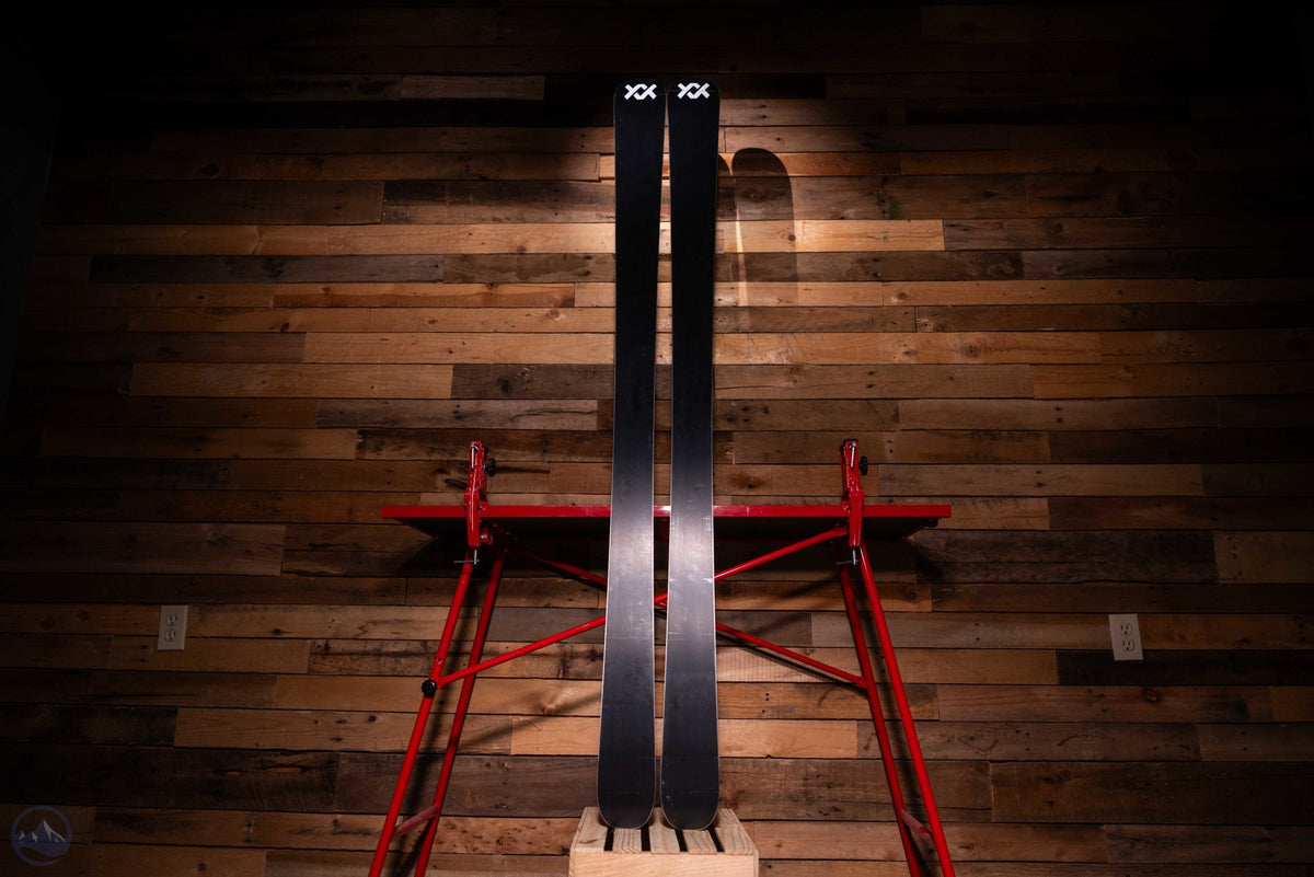 2027 Volkl Mantra 88 Skis