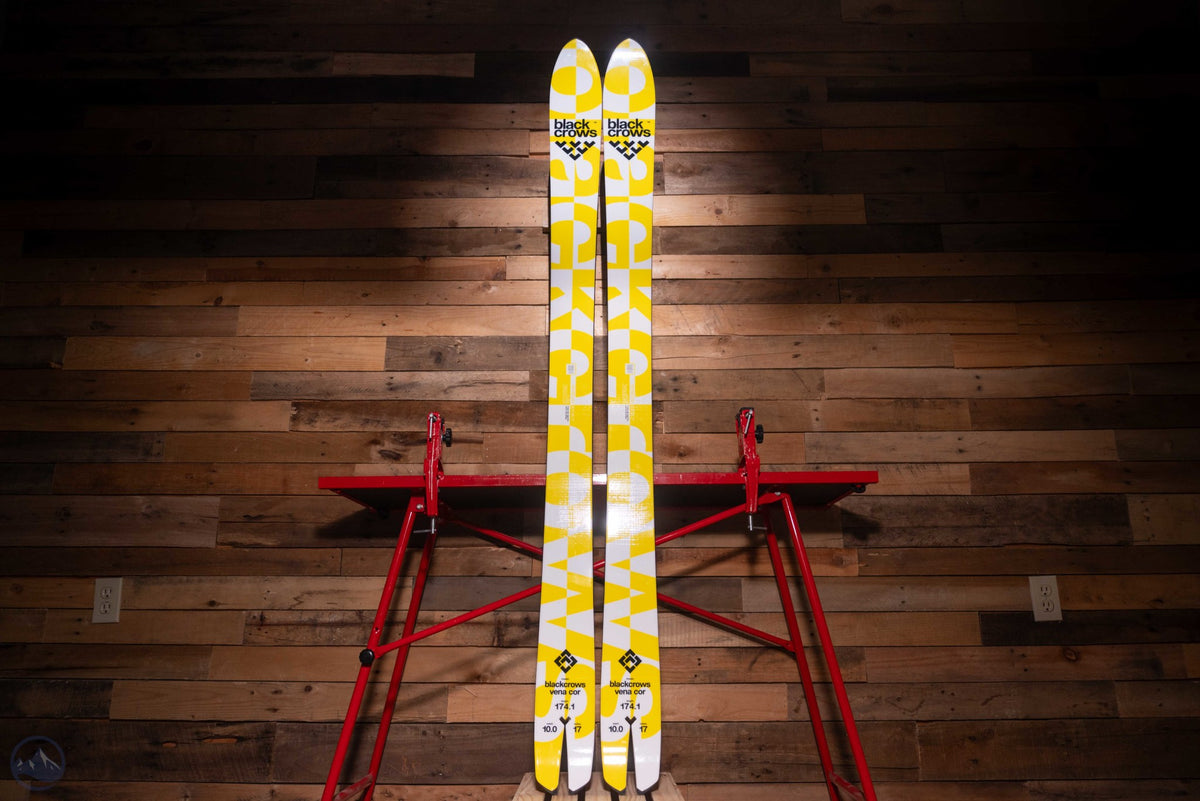 2027 Black Crows Vena Cor Skis with Tyrolia Attack 14 GW Bindings