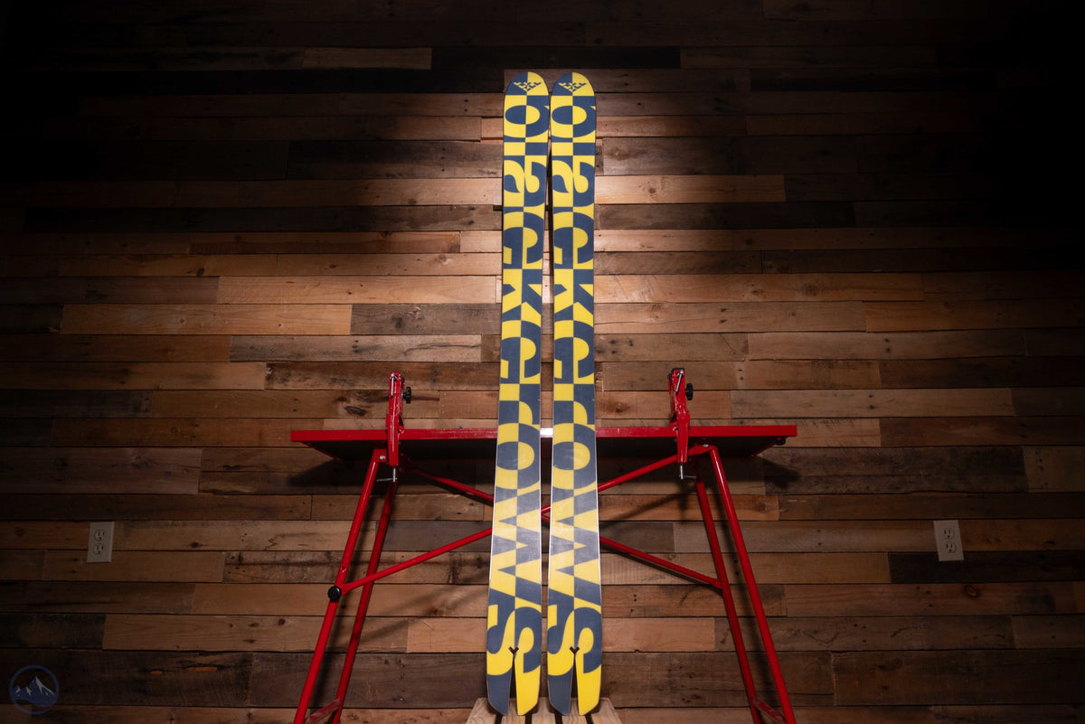 2027 Black Crows Vena Cor Skis with Tyrolia Attack 14 GW Bindings