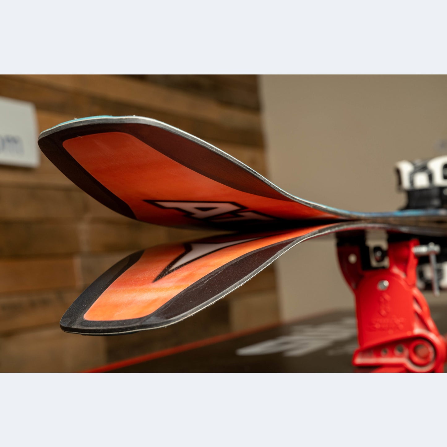 2023 Atomic Bent 100 Skis