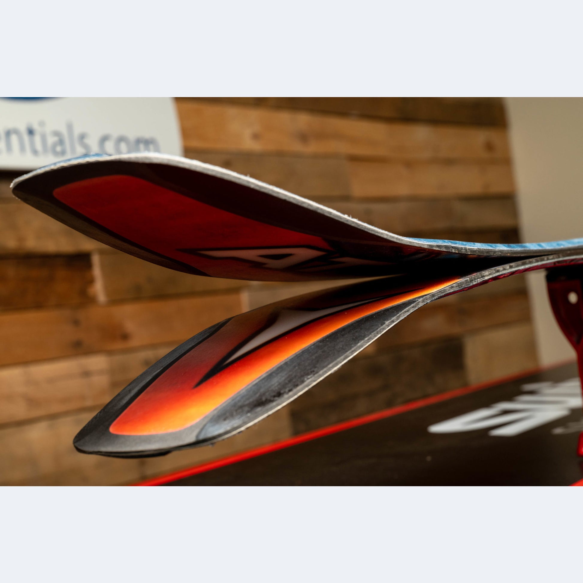 2023 Atomic Bent 90 Skis