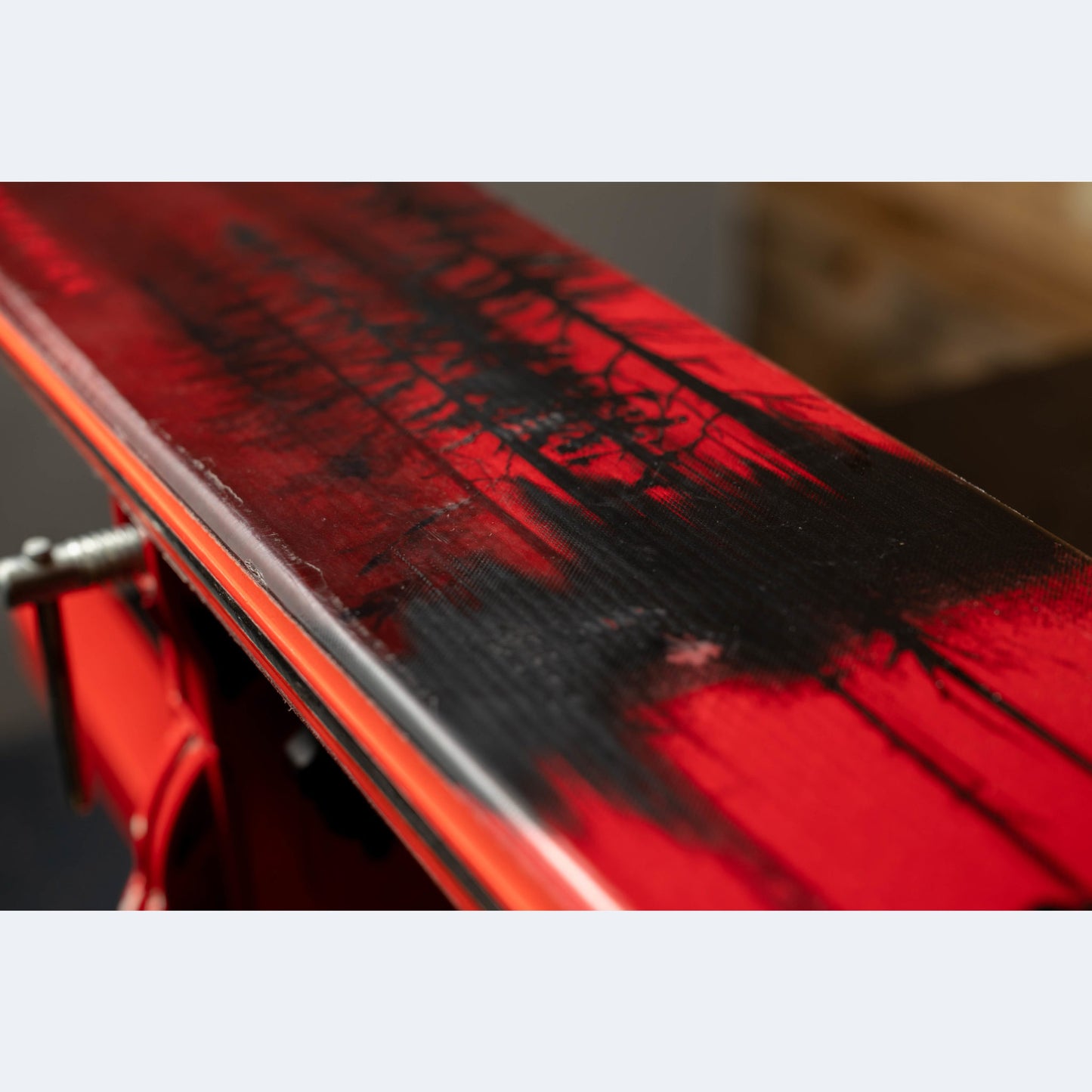 2023 Atomic Maverick 95 Ti Skis