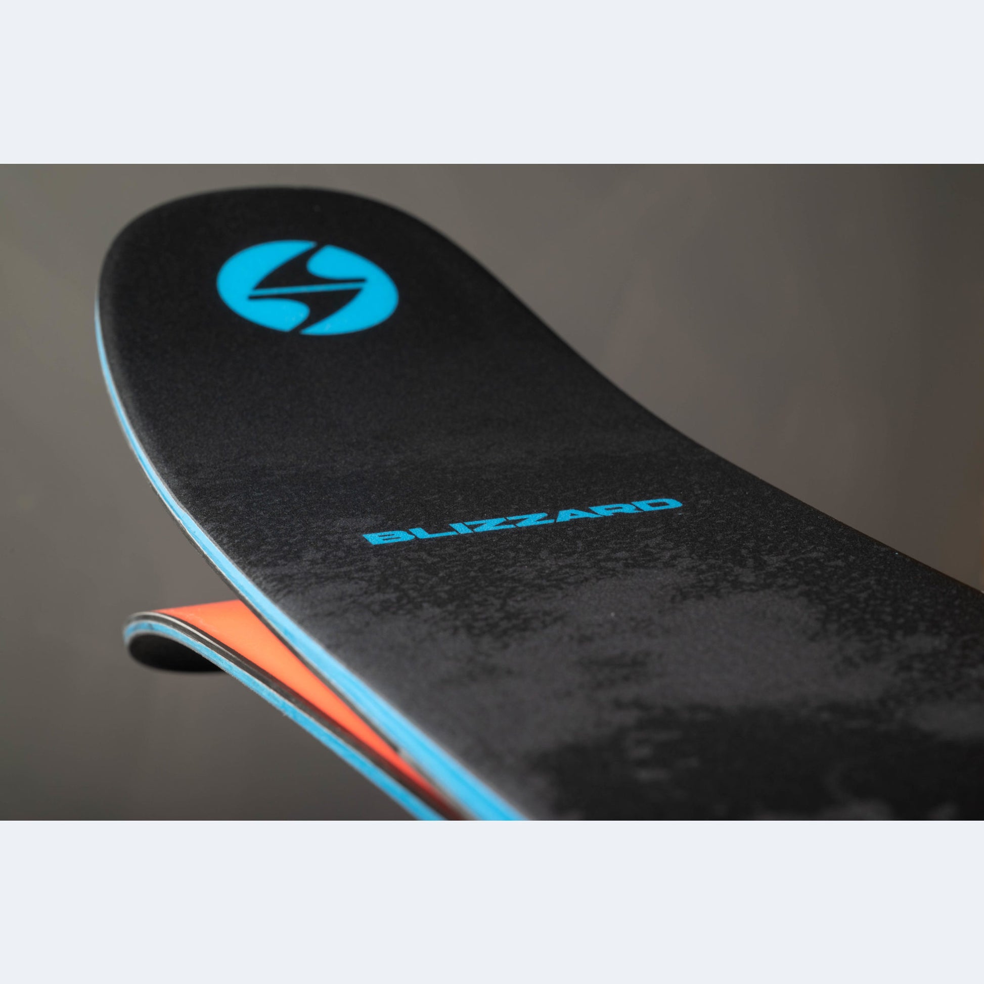 2023 Blizzard Rustler 10 Skis