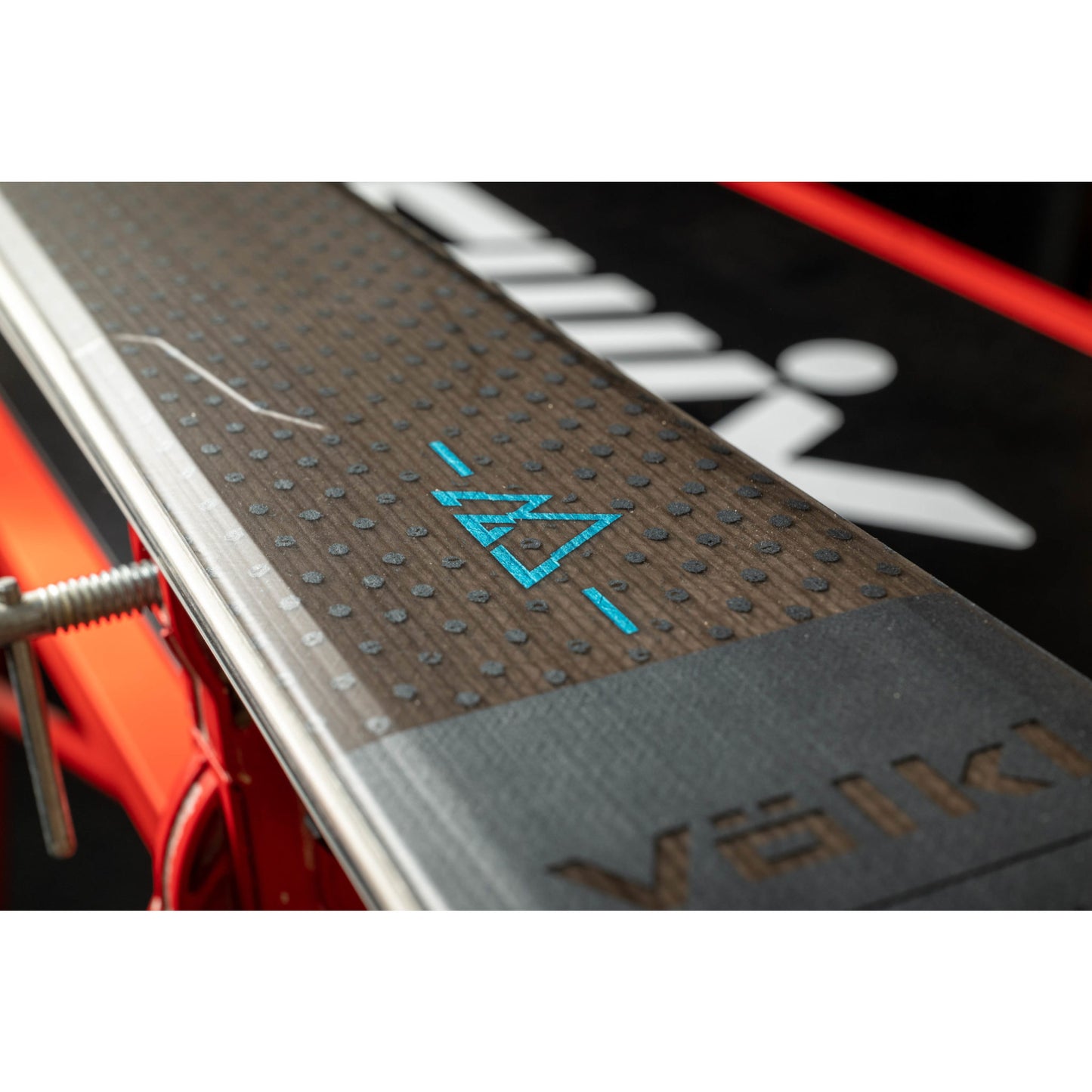 2023 Volkl Blaze 86 Women's Ski