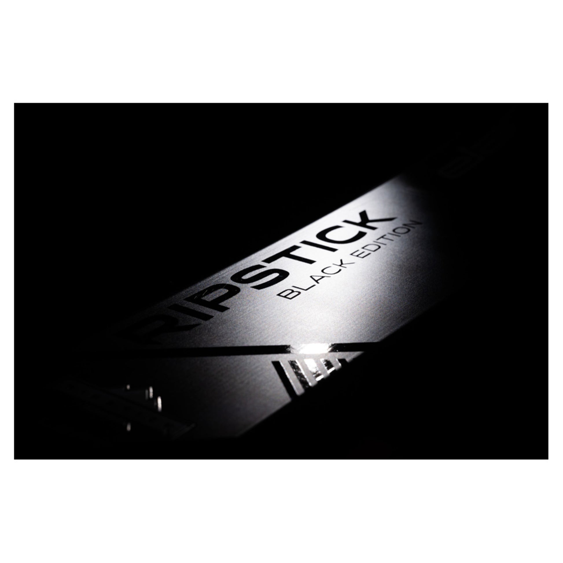 2024 Elan Ripstick 96 Black Edition Ski