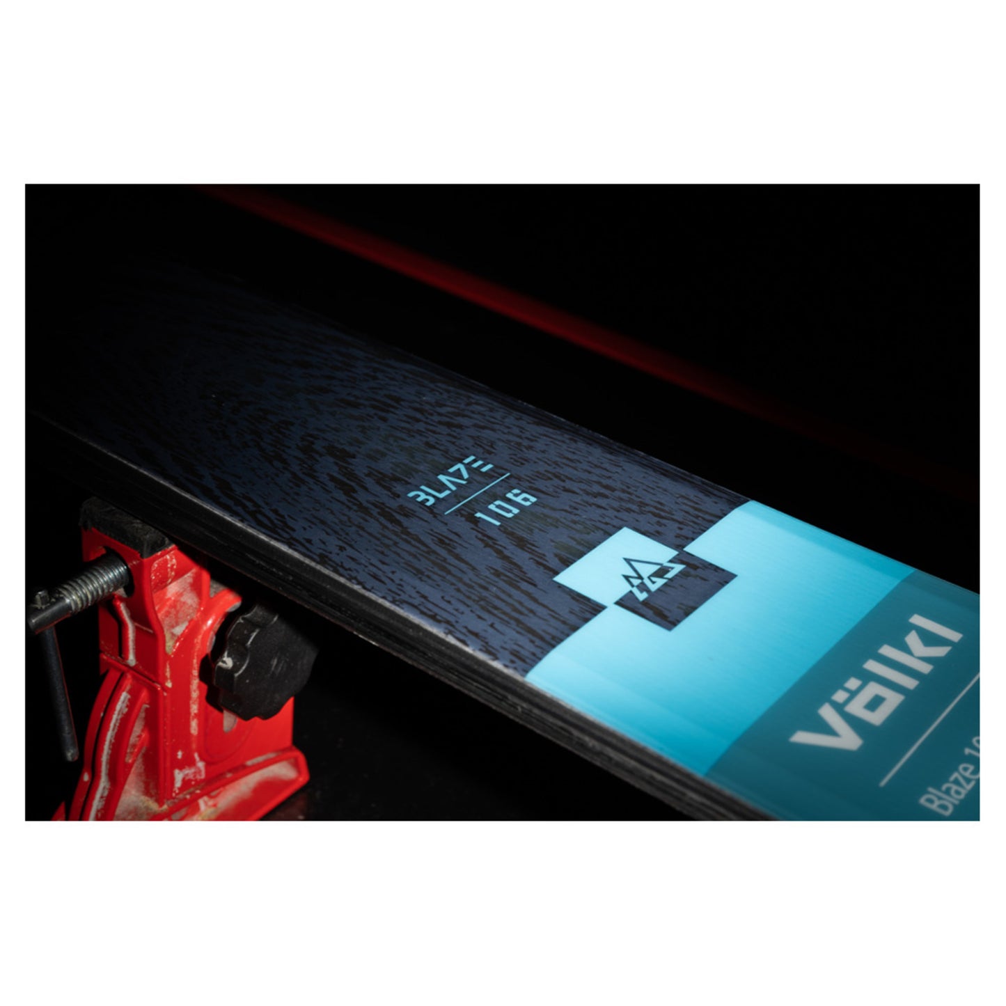 2024 Volkl Blaze 106 Ski