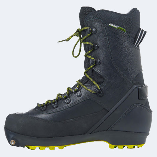 2025 Fischer BCX Traverse Waterproof Cross Country Ski Boot
