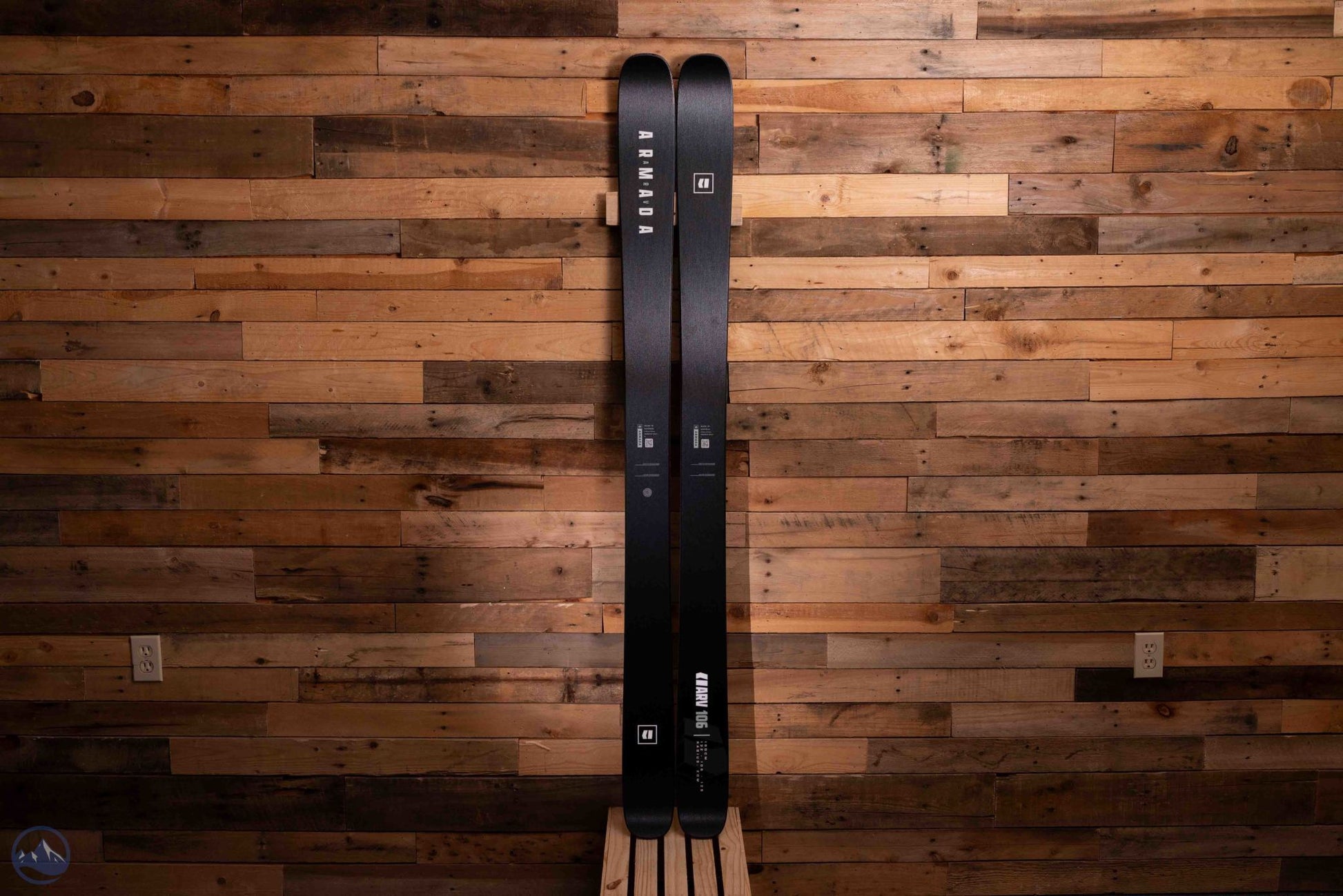 2026 Armada ARV 106 Skis