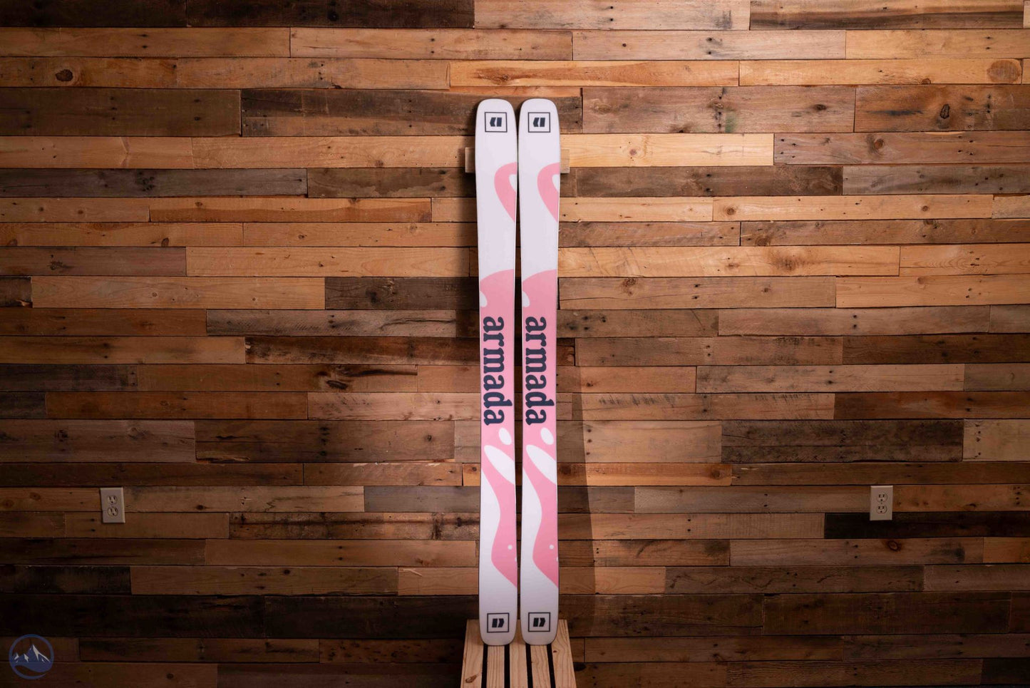 2026 Armada ARW 100 Women's Skis