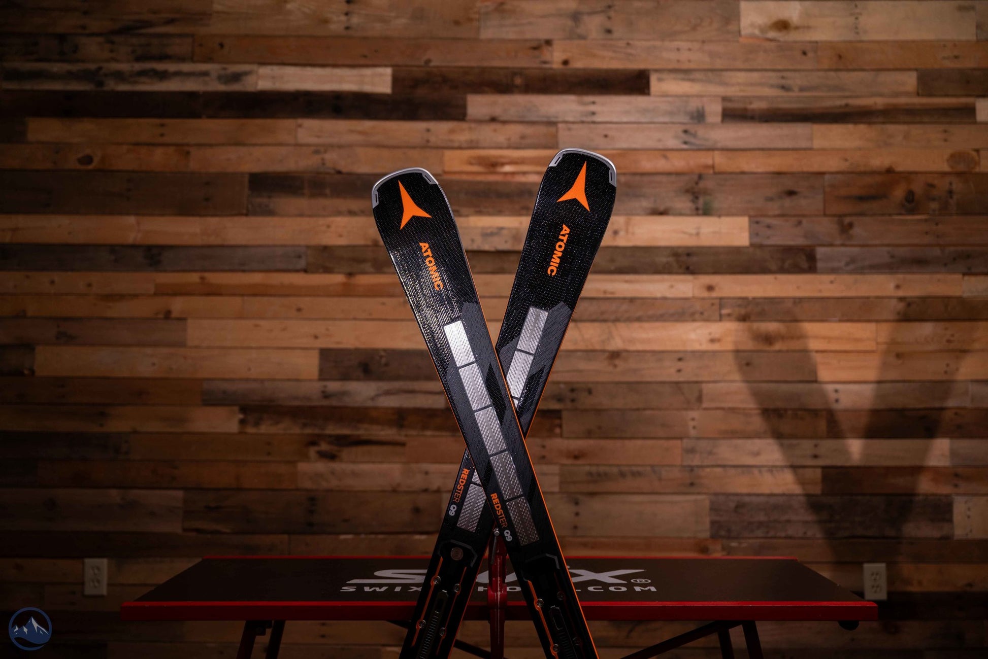 2026 Atomic Redster Q9 Revoshock S Skis W/ I 12 GW Black Bindings