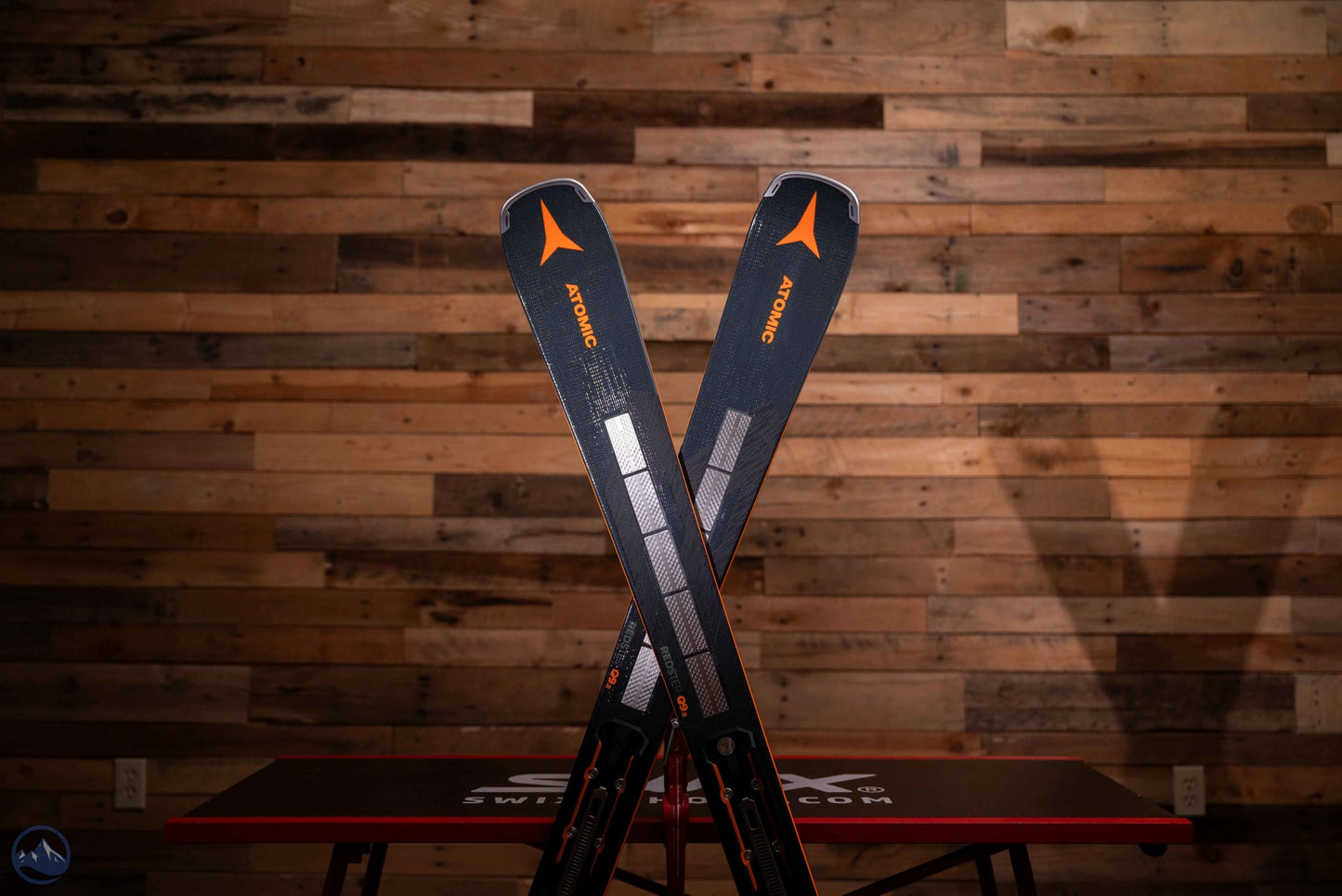 2026 Atomic Redster Q9.8 Revoshock S Skis W/ I 12 GW Black Bindings