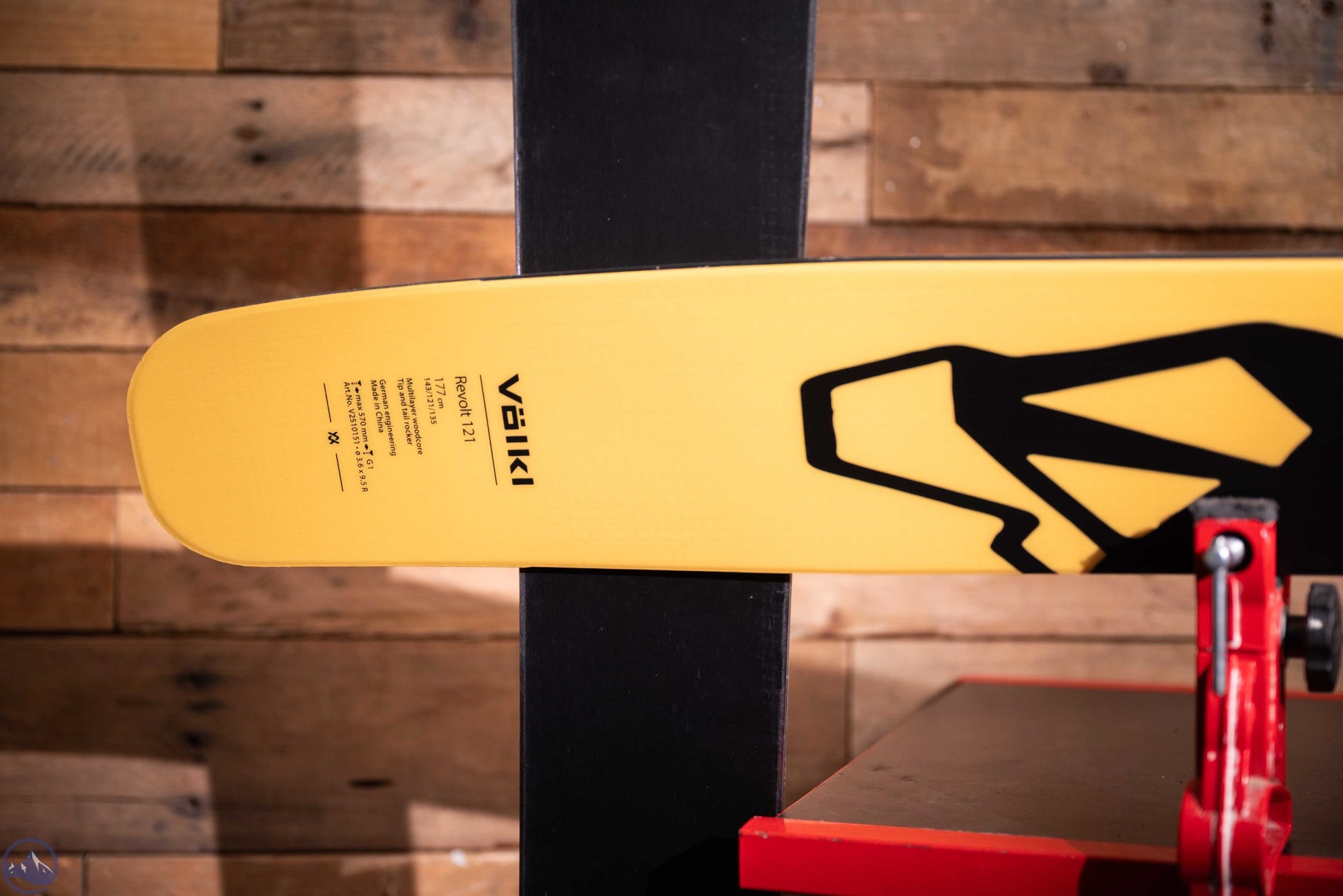 2026 Volkl Revolt 121 Skis