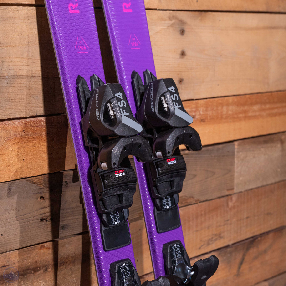 2027 Fischer Ranger Jr Junior Skis with  Comp J Boots and Poles