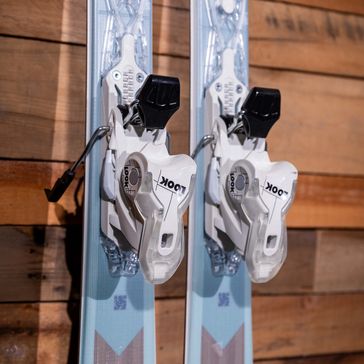 2027 Rossignol Arcade 78 Women's Skis with Atomic Hawx Magna 85 W Boots and Poles