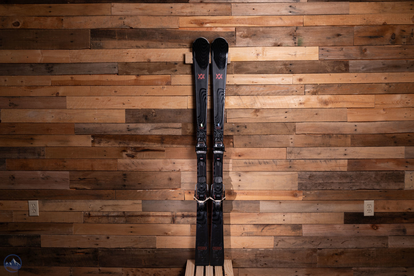 2025 Volkl Flair SC Carbon Women's Skis W/ Vmotion 11 TCX Bindings