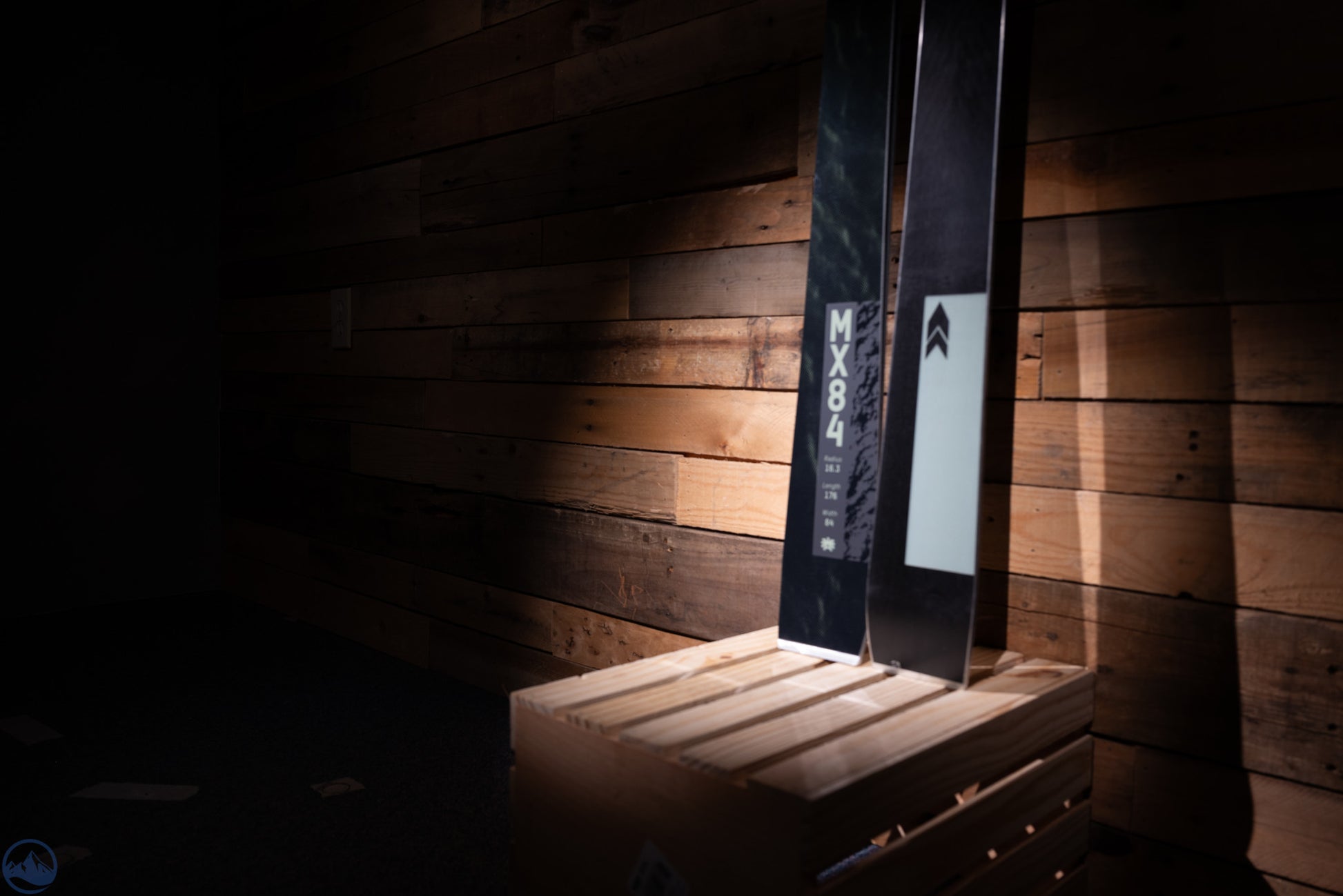 2027 Kastle MX84 Skis